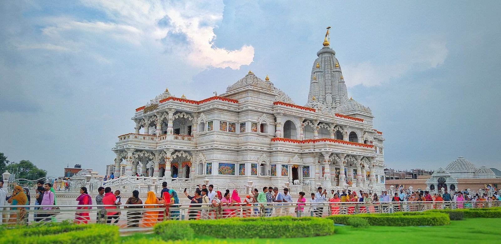 Prem Mandir, Vrindavan